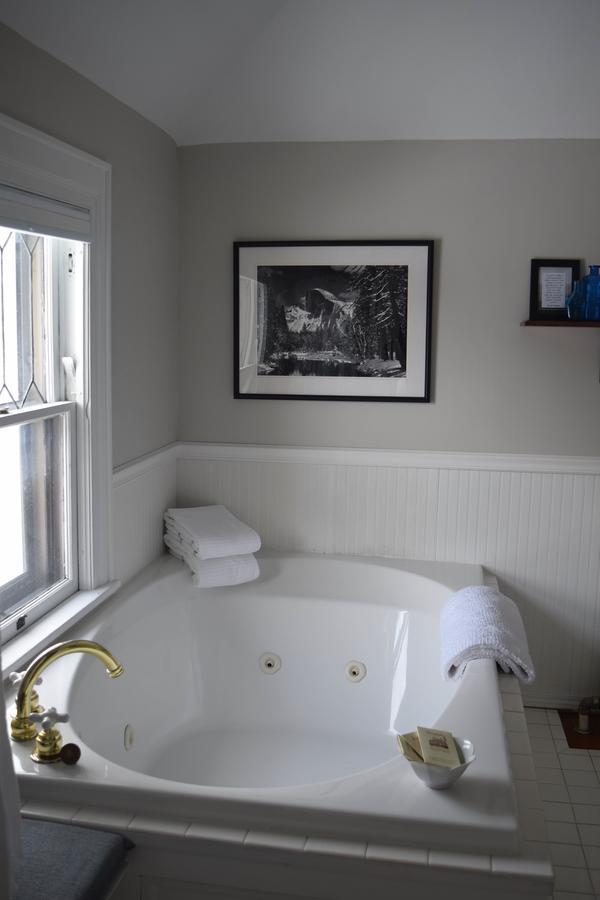 The Lamplighter Bed & Breakfast Of Ludington Exterior photo