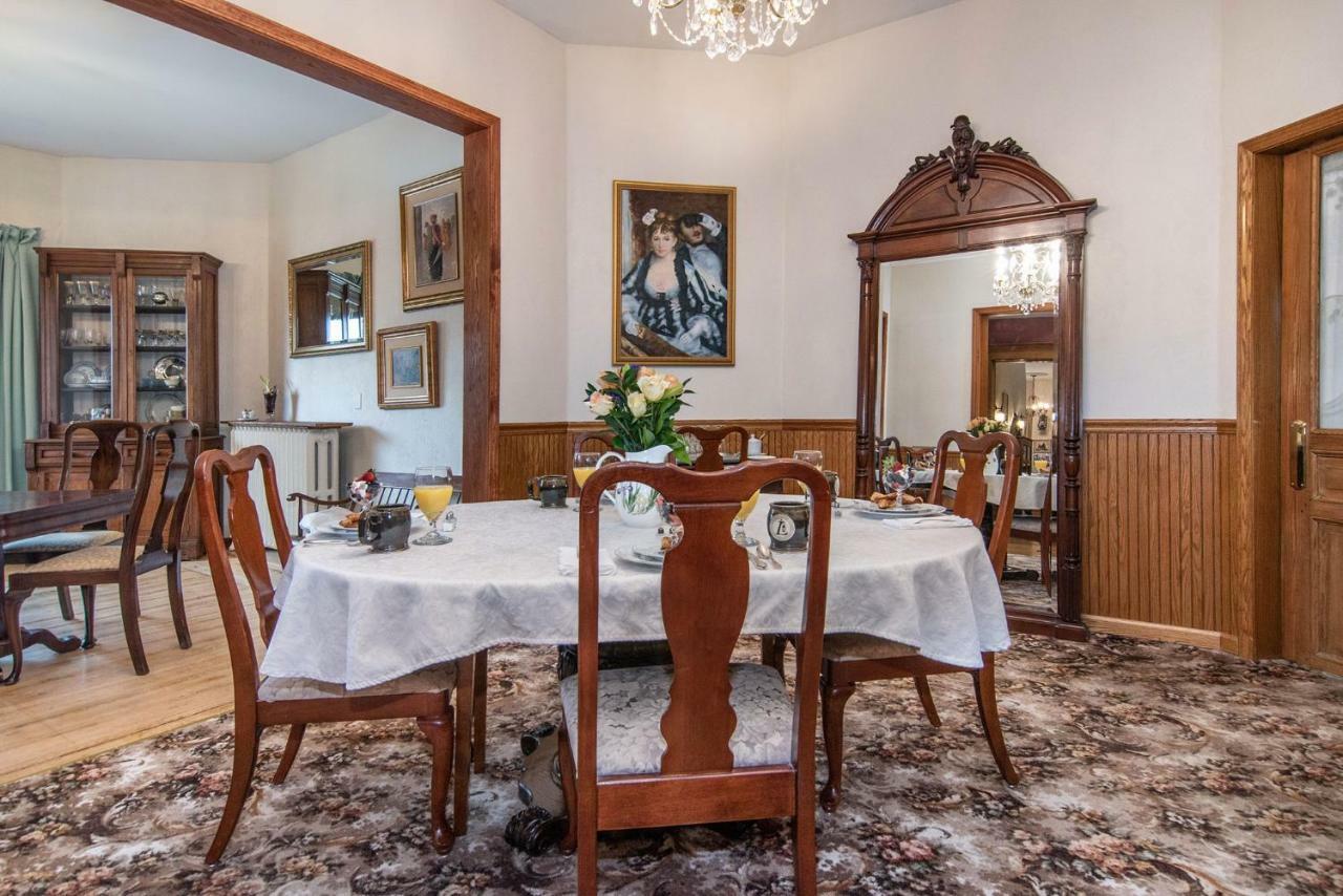 The Lamplighter Bed & Breakfast Of Ludington Exterior photo