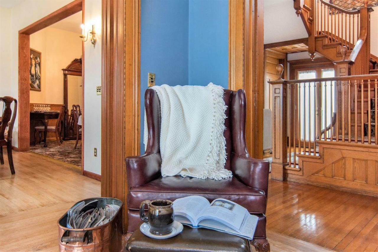 The Lamplighter Bed & Breakfast Of Ludington Exterior photo