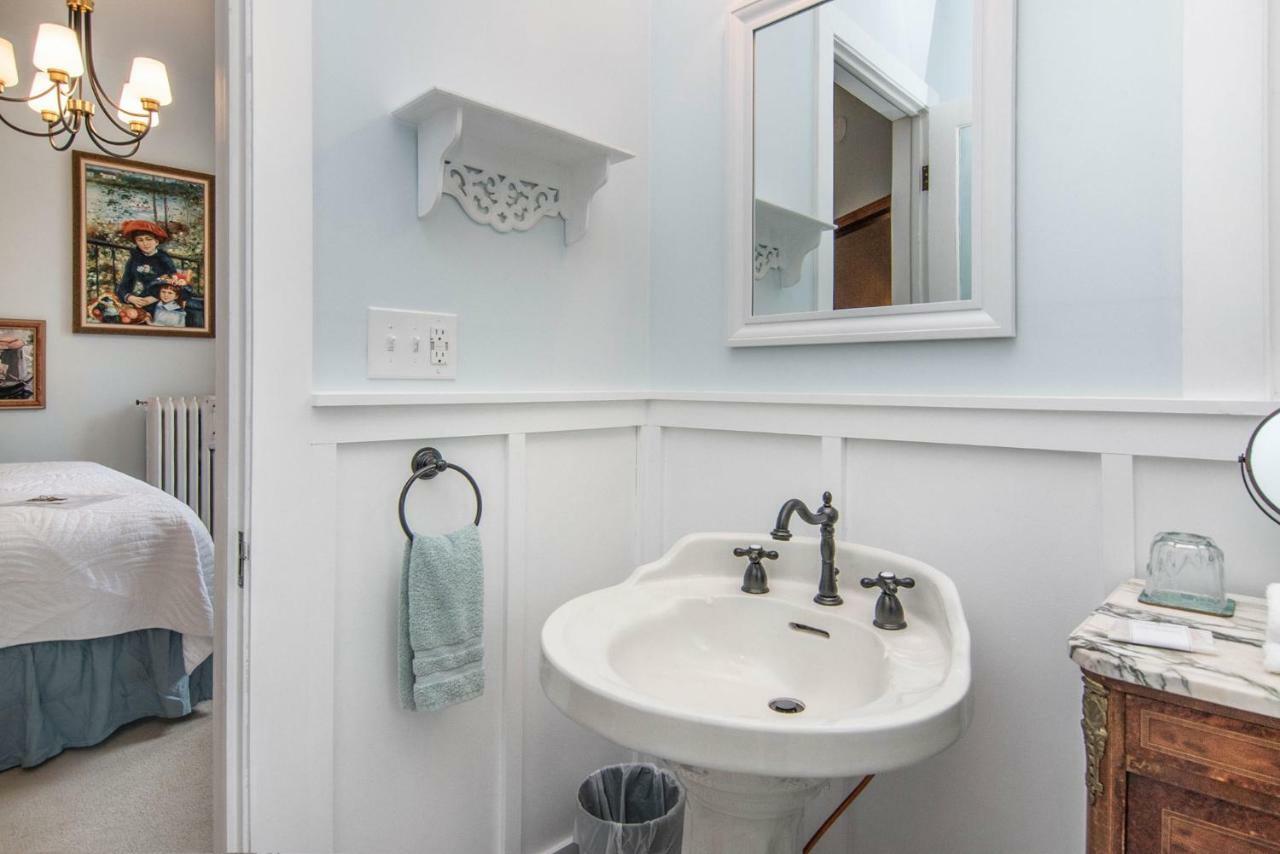 The Lamplighter Bed & Breakfast Of Ludington Exterior photo