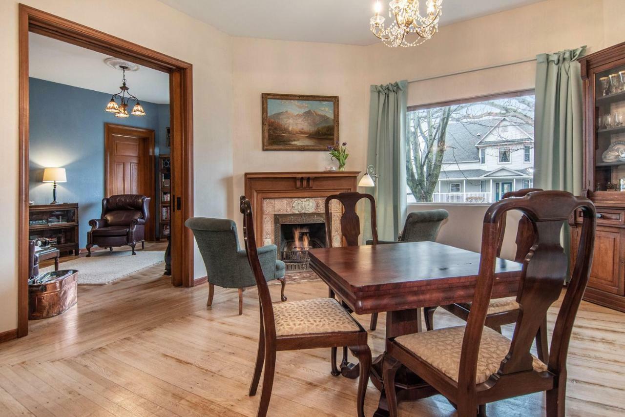 The Lamplighter Bed & Breakfast Of Ludington Exterior photo