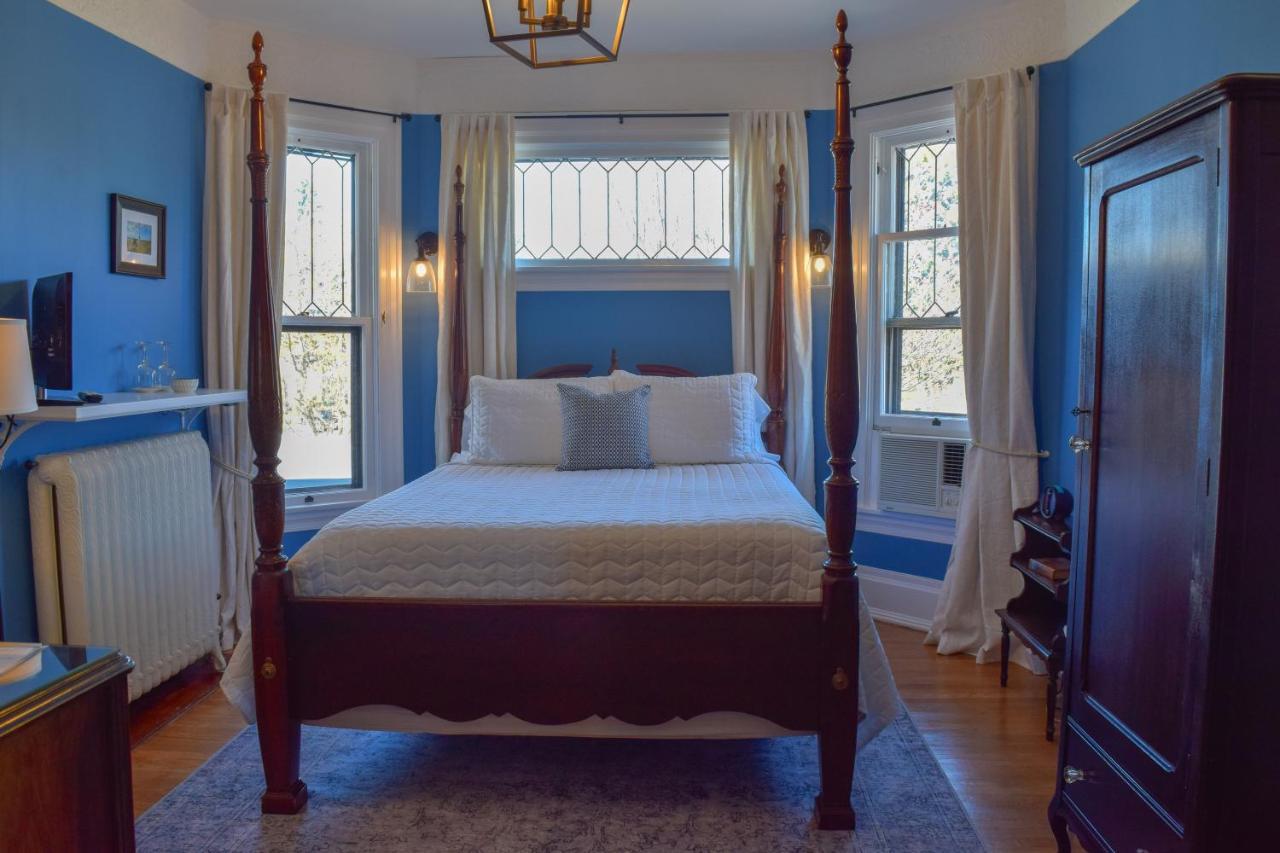 The Lamplighter Bed & Breakfast Of Ludington Exterior photo